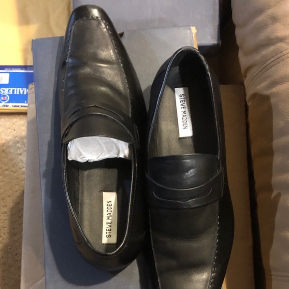 Steve Madden P-Dewel Slip-on Loafers - Picture 2 of 6